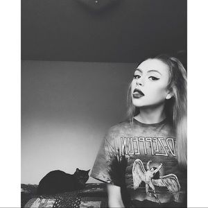 Meet your Posher, Alyssa